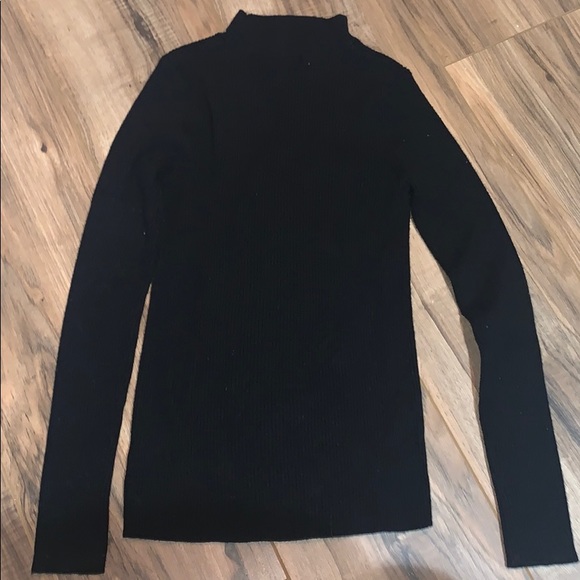 Cut Out Mock Turtle Neck Shirt - Picture 3 of 4